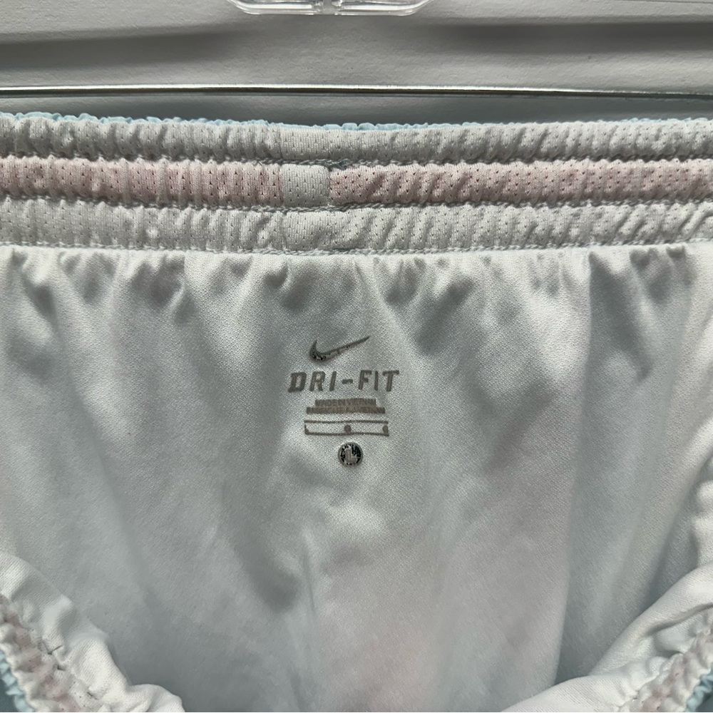 Nike Blue Athletic Shorts with drawstring, key pockets, & mesh underwear, Sz L - Picture 12 of 12